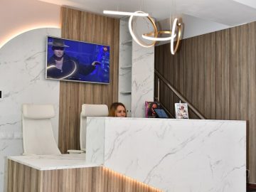 Biroul de recepție, primirea pacienților la Ideal Dental